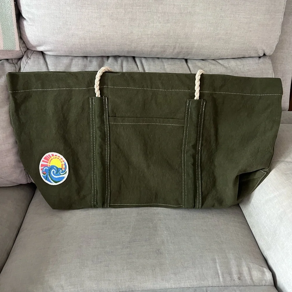 Free People Been There Badge Tote Bag in Sea Serpent NWT - Picture 3 of 7